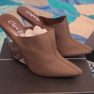 Cape Robbin Tan Mules with Transparent Heel